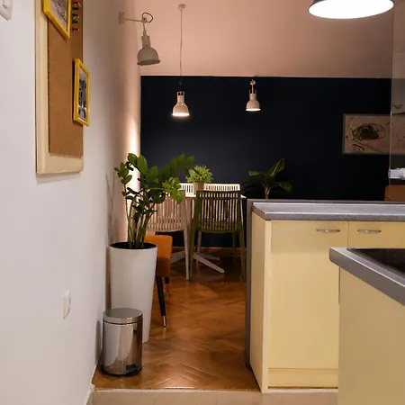 Haustor 2 Apartament Podgorica